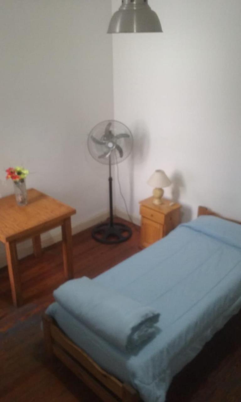 Homestay Habitac Indiv Casa De Familia, Flores *